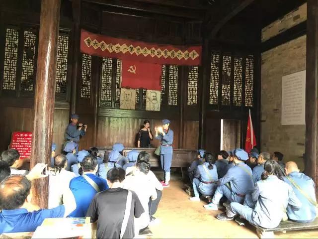 黑龙江幼专党员干部井冈山红色教育培训班八角楼之行