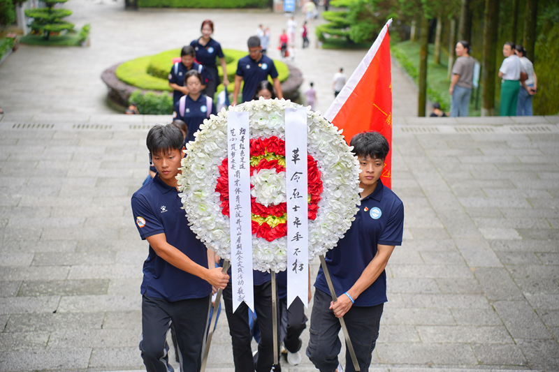 第1701期：南京体育学院社会实践团探寻井冈山革命圣地.png